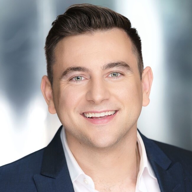 Agent Photo