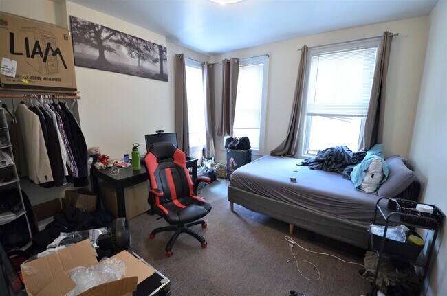 37 Brookline St unit 4, Cambridge, MA 02139 - photo 3