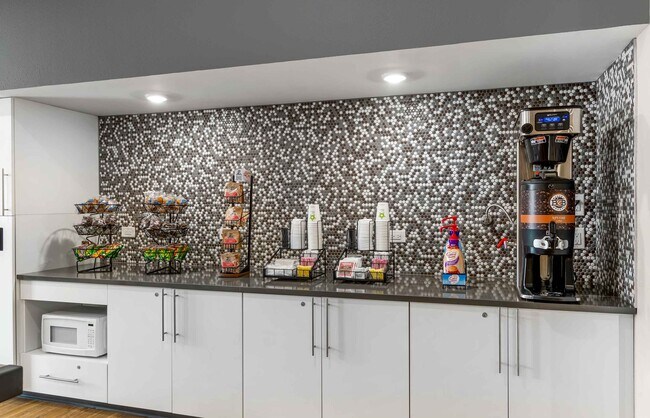 230 Avalon Ct, McDonough, GA 30253 - photo 5