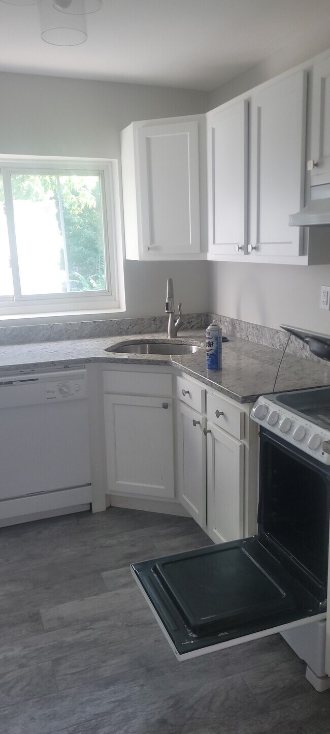 78 Saint Stephen St unit 21, Boston, MA 02115 - photo 3