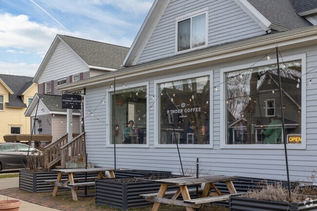 The Ponder Coffee House in Mount Pleasant caters to CMU students across the street.