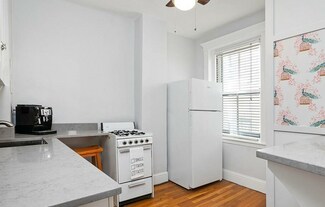 70 Phillips St Unit 1, Boston, MA 02114