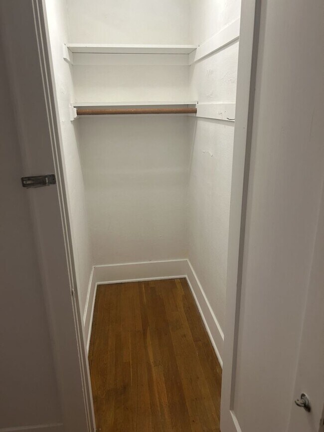 The Frederick Apartments, Seattle, WA 98105 - photo 6