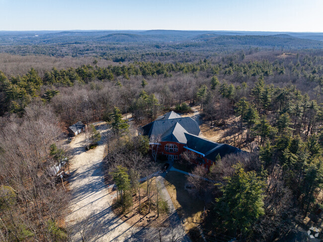 Pine Hill Waldorf School in Wilton, NH is a private school serving grades K-8.
