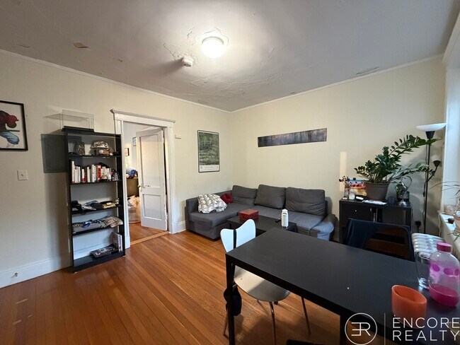 160 Ipswich St unit 5, Boston, MA 02215 - photo 3