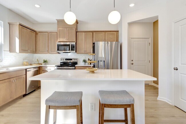 323 Hendley Dr, York, SC 29745 - photo 3