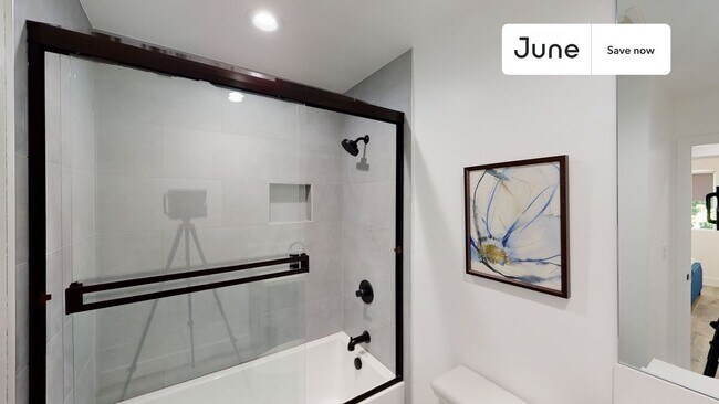 564312 Auckland Ave, Los Angeles, CA 91601 - photo 7