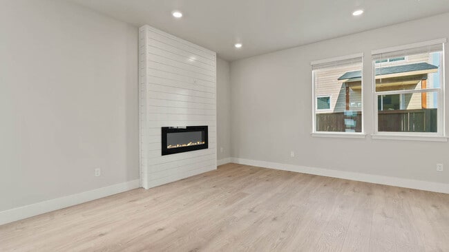 21517 SE Etna Place, Bend, OR 97702 - photo 3