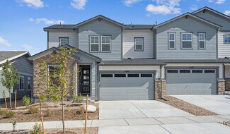 6586 N Nepal St, Aurora, CO 80019