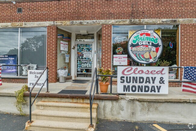 Primos Deli in Rolling Acres ia a hot spot and famous for their ruben's.
