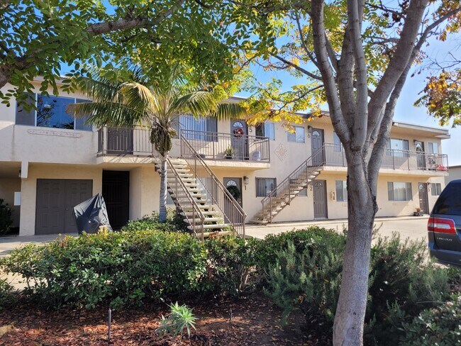 1301 Hemlock Ave unit 2, Imperial Beach, CA 91932 - photo 2