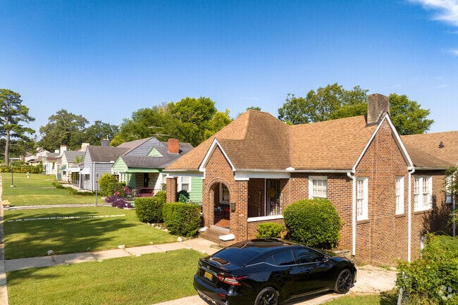 Take a walk with a friend on this gorgeous summer day in Fairfield.