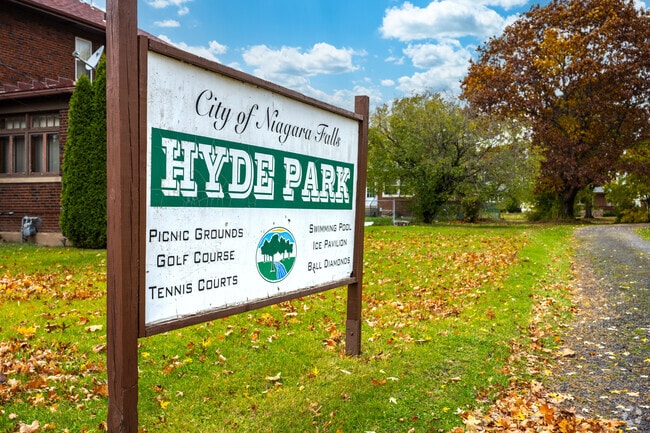 Hyde Park offers tennis courts and an ice pavilion among its many public amenities.
