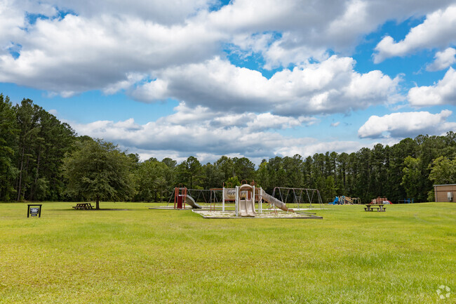 Lanier Primary School is a public elementary school located in Pembroke, GA.