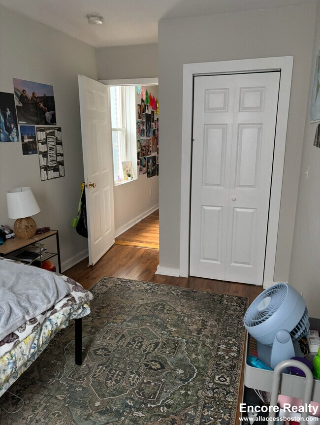 224 Hanover St unit 21, Boston, MA 02113 - photo 6
