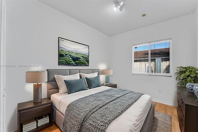 7665 NW 183rd Terrace, Hialeah, FL 33015 - photo 7