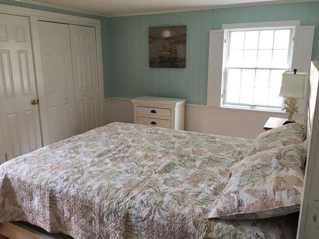 53 Beach Ave, Kennebunk, ME 04043 - photo 4