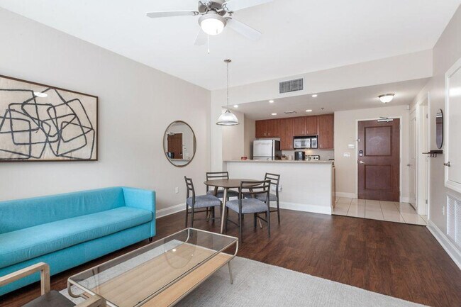 925 Common St unit ID1266921P, New Orleans, LA 70112 - photo 6