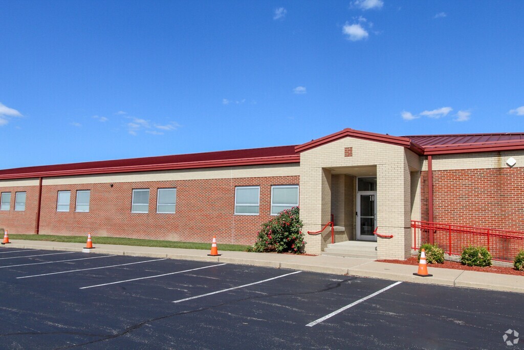 Welcome to Felicity-Franklin Local Elementary School in Outer Clermont County.