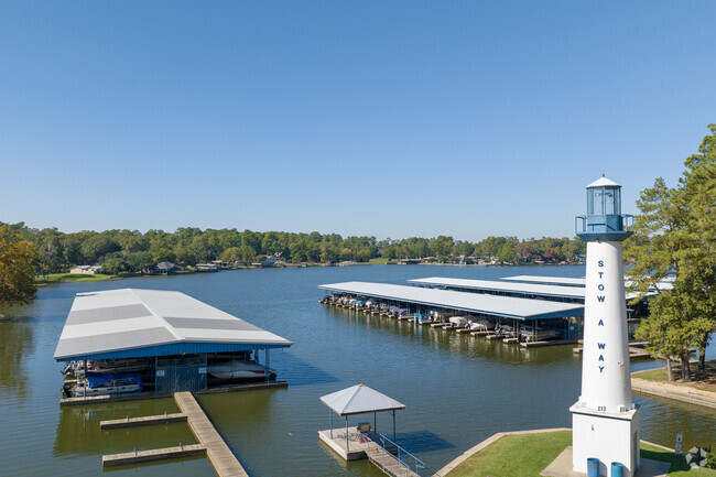 Lake Conroe's shores add recreation to Willis, drawing nature enthusiasts.