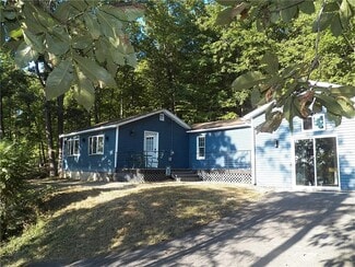 5145 E Lake Rd, Honeoye, NY 14471