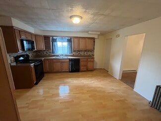 420 Porter St Unit 1st Floor, Easton, PA 18042