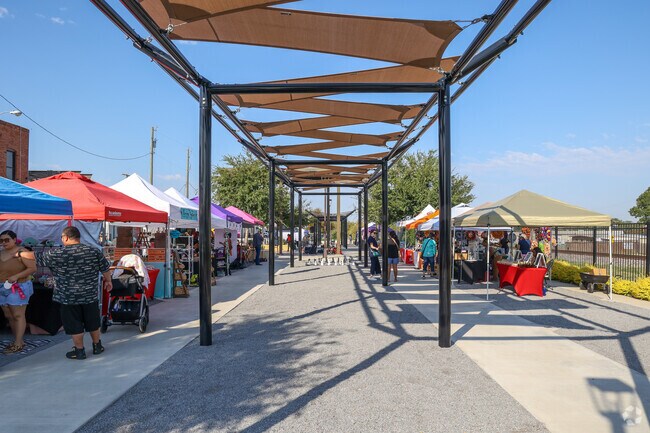 Take a stroll around the Downtown Mesquite Farmers Market and check out each vendor.