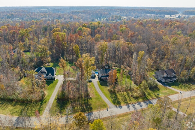 In Mountain View you have privacy, but never far from a friendly neighbor.