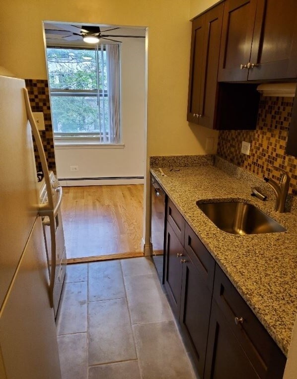 3710 N Pine Grove Ave unit 504, Chicago, IL 60613 - photo 4