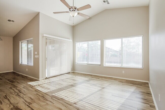 5207 W T Ryan Ln, Laveen, AZ 85339 - photo 7