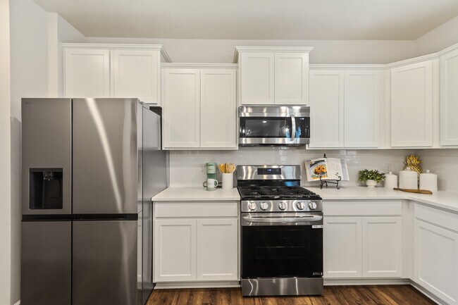 1240 Summer Duck Loop, Florence, SC 29501 - photo 6