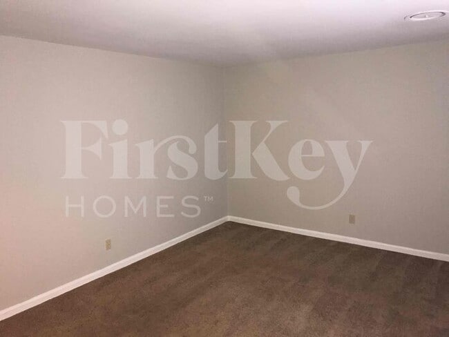 1083 Richland Dr, Memphis, TN 38116 - photo 3