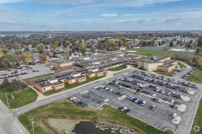 Stewartville Middle & Senior High School