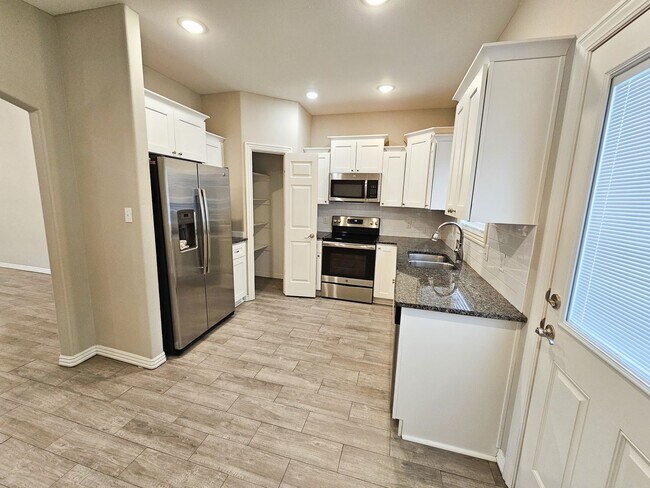 6807 Maribette Rd, Fort Smith, AR 72916 - photo 5