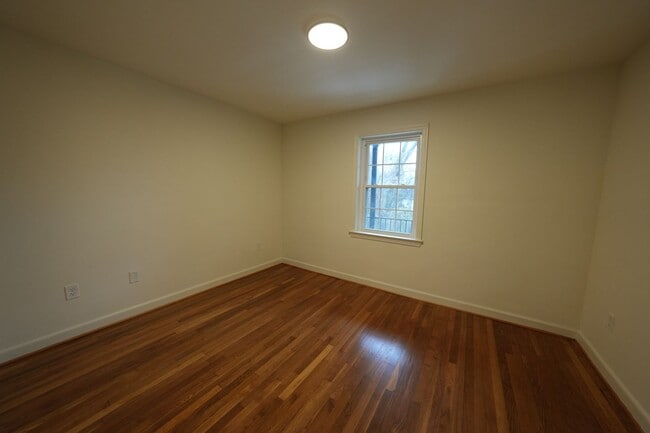 1640 W Northwest Blvd unit 2, Winston Salem, NC 27104 - photo 4