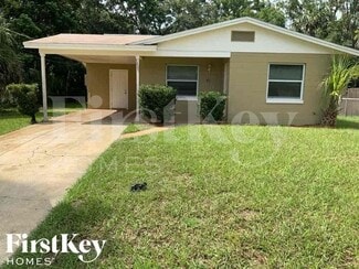 1405 W 16th St, Sanford, FL 32771