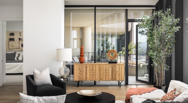 3930 Blake St unit 1B, Denver, CO 80205 - photo 3