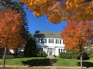 2417 E 3rd St Unit 2 E, Duluth, MN 55812