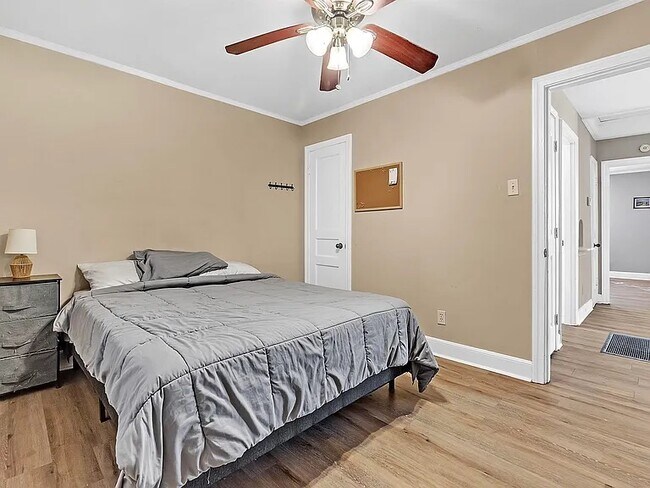 3704 Friar Tuck Rd, Memphis, TN 38111 - photo 5