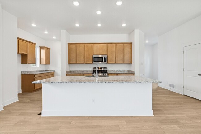 20904 E 62nd Ave, Aurora, CO 80019 - photo 7