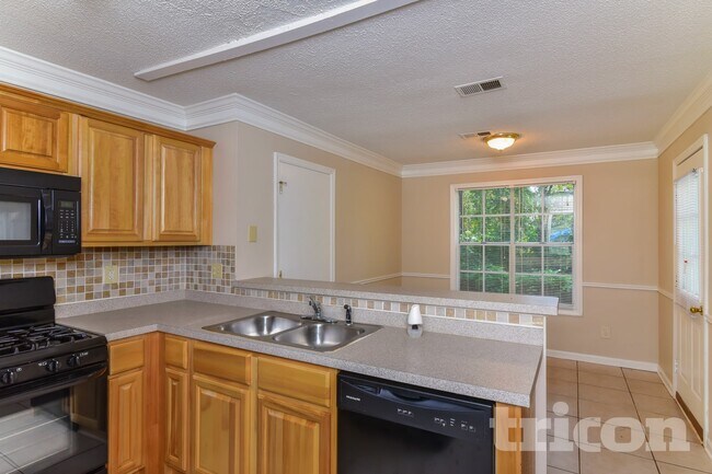 2131 Boone Place, Snellville, GA 30078 - photo 5