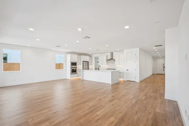 7366 W Hedge Hog Place, Peoria, AZ 85383 - photo 5