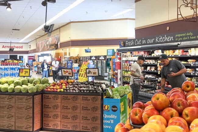 Albertsons and Stater Bros. have all the ingredients East Highlands residents need for dinner.