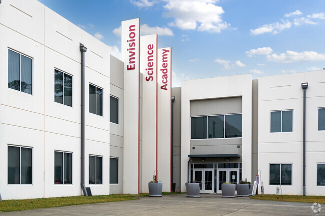 Envision Science Academy is a K-8 tuition-free public charter school.
