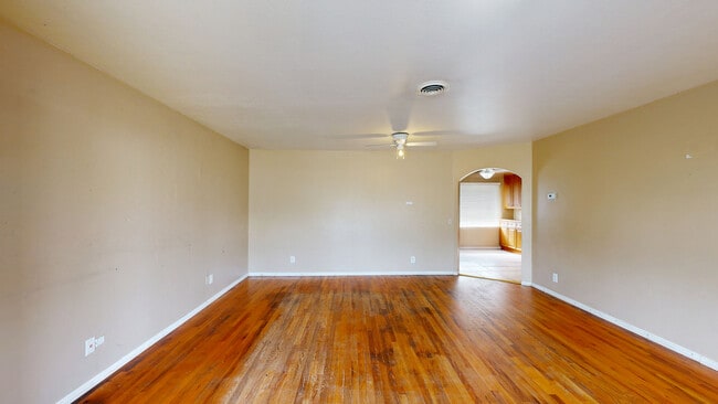 9688 S Airport Way, Manteca, CA 95336 - photo 2