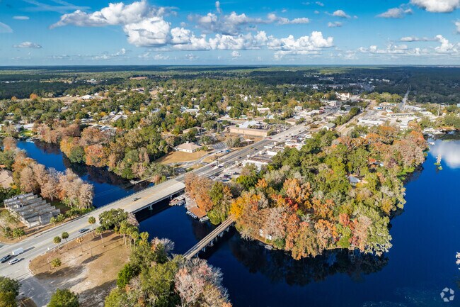 Beautiful Dunnellon nestled between the Withlacooche, and Rainbow Rivers.