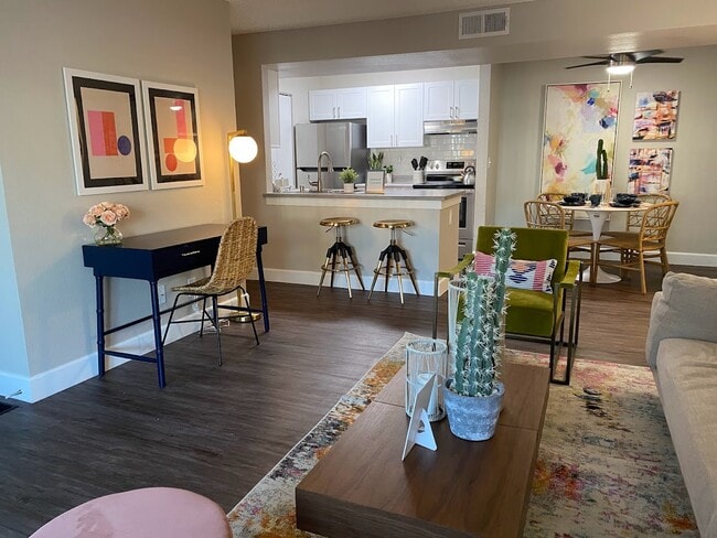 Mojave Flats, Las Vegas, NV 89102 - photo 7