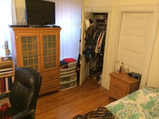 174 Saint Alphonsus St, Boston, MA 02120