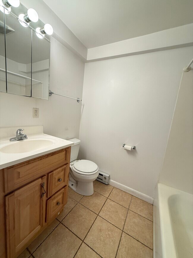 43 May St unit 2, Cambridge, MA 02138 - photo 6