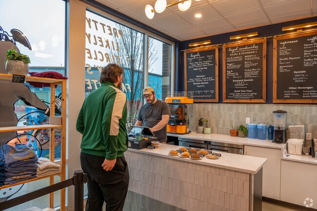 Windsor Park is home to plenty of quality restaurants and coffee shops that are loved by locals.